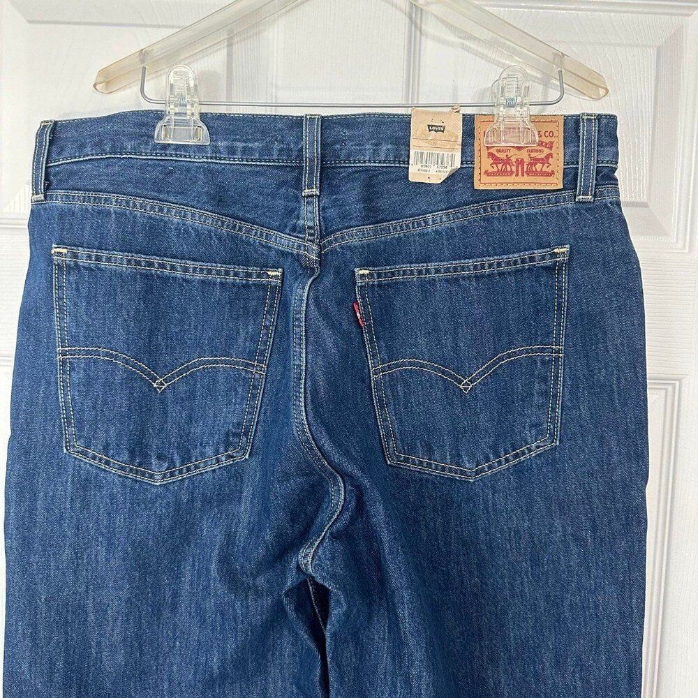 Women's Levi's Low Pro Classic Straight Leg Jeans Size 32 NWT $79.50 - Picture 2 of 6
